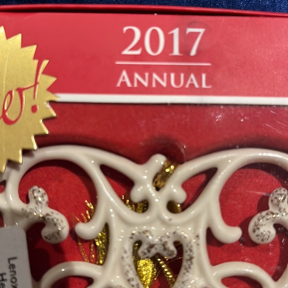 NIB Lenox 2017 Porcelain Spirit Of Giving Heart New in original Box - Picture 10 of 13